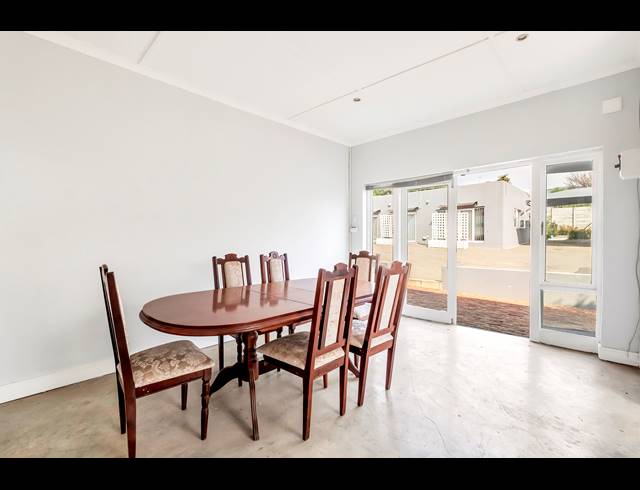 329M² BUSINESS FOR SALE IN GREENSIDE